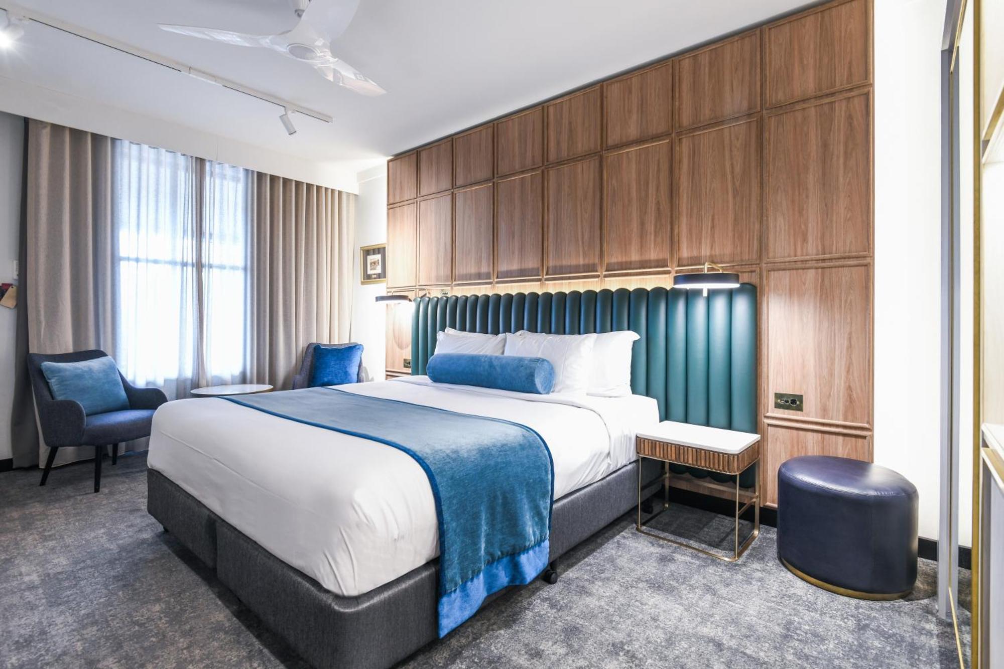 파워하우스 호텔 탬워스 바이 리지스 외부 사진 A bedroom at the hotel